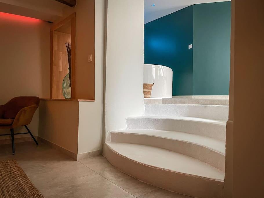 Suite Luxueuse Jacuzzi Suite Amantis By Noma Saint-Chamond Εξωτερικό φωτογραφία