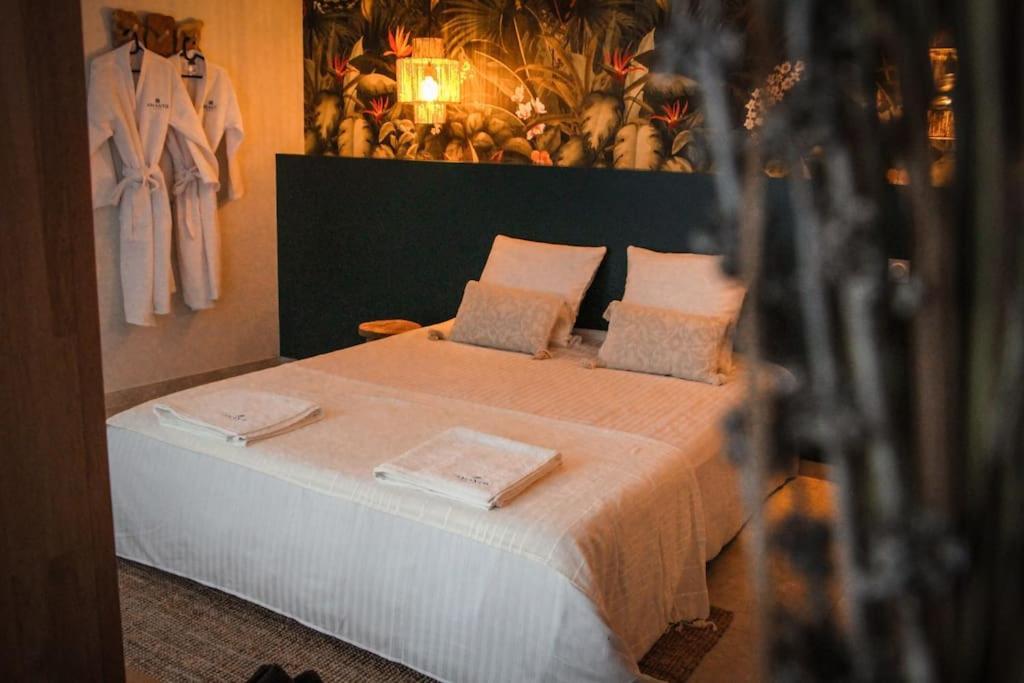 Suite Luxueuse Jacuzzi Suite Amantis By Noma Saint-Chamond Εξωτερικό φωτογραφία